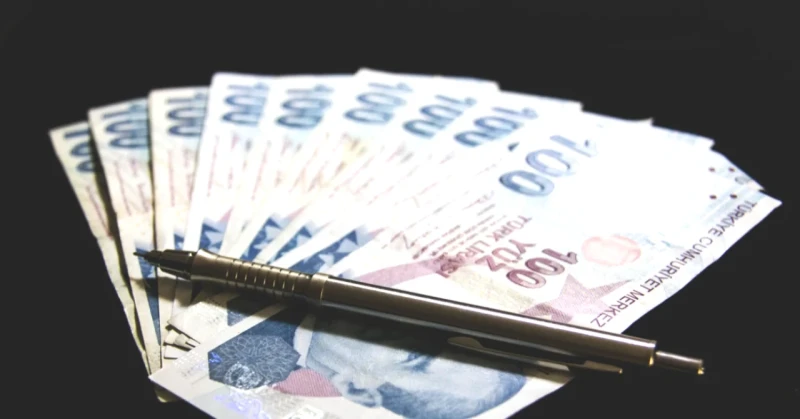 Emekli ve Memurlar için Maaş Tarihleri Belli Oldu! Mart 2026 Ödemeleri Haftasonu Geliyor